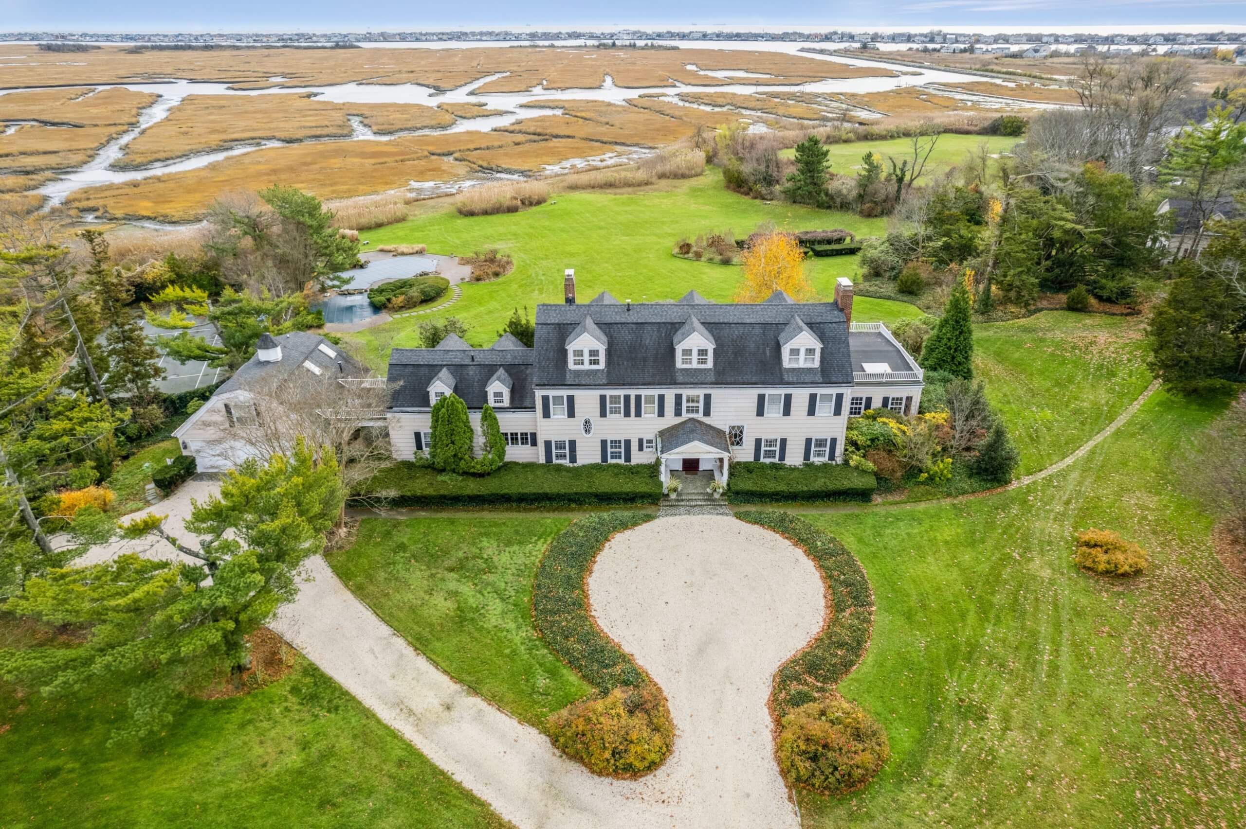 lawrence-house-at-295-breezy-way-lawrence-long-island